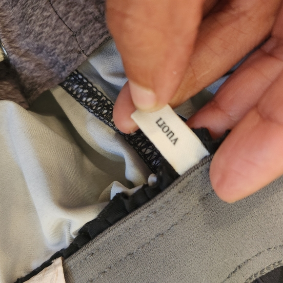 VUORI MEN'S TRAIL RUNNER size M - Picture 3 of 4